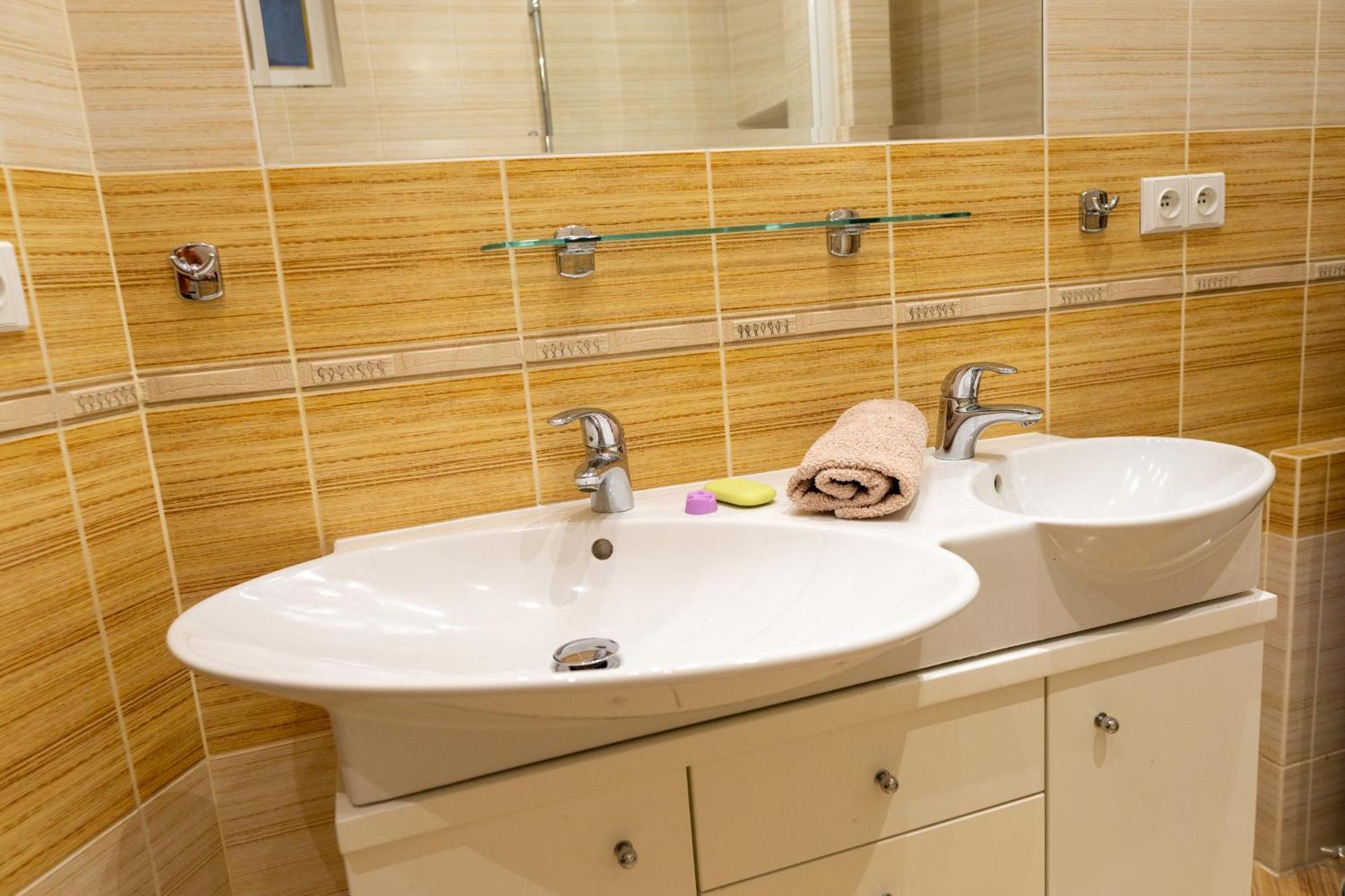 Katerina's In Michalska - 3 Min From Old Town Square * Praga